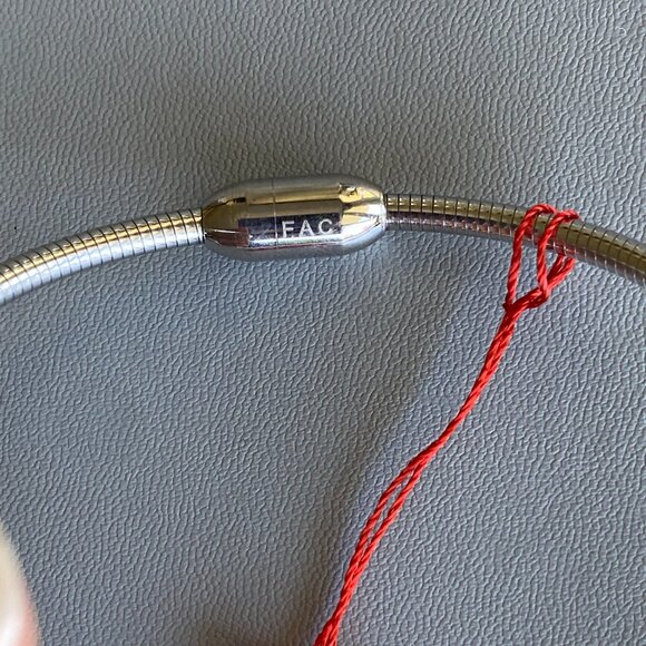 FAC Silver Tone Red & Clear Crystal Bracelet NWT - Picture 4 of 6